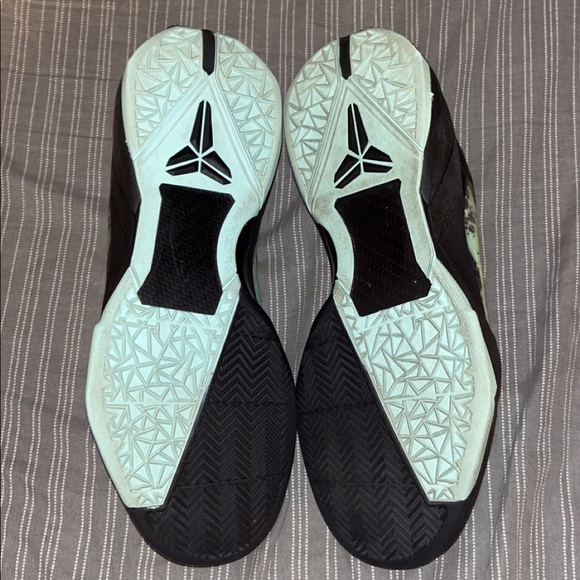 Nike Kobe Zoom System 7 Poison dart frog - Picture 4 of 4